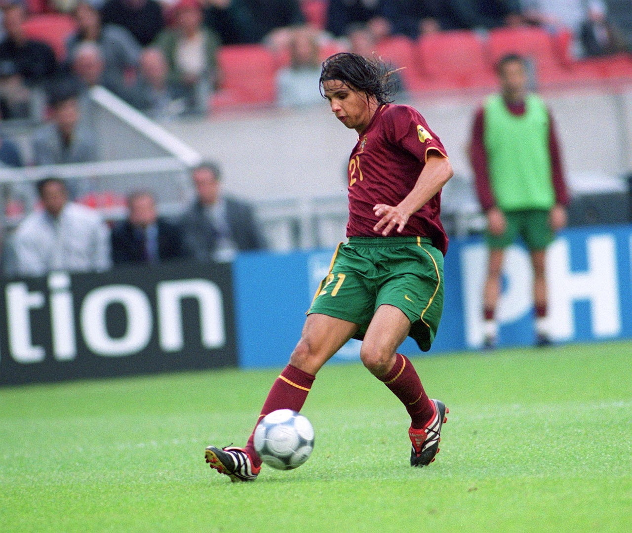 阿莫林执教英超输19场，仅次波斯特科格鲁21场