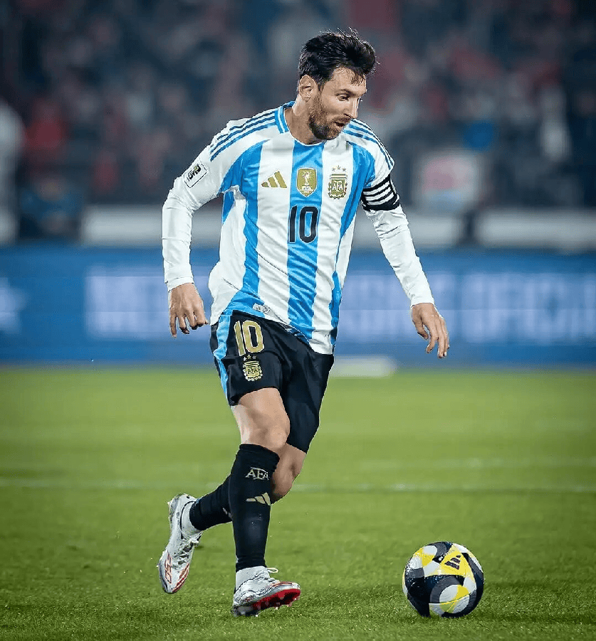 名记：索尔斯克亚和卡里克将和曼联高层面谈，也可能联手执教