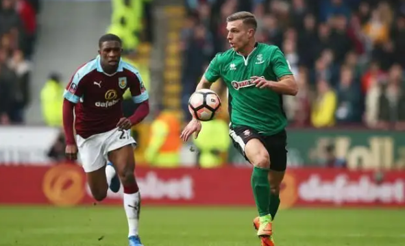 网球明星球员近期表现解读 胜率与状态波动