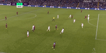 [德甲]迪亚斯双响凯恩破门 拜仁3-0法兰克福