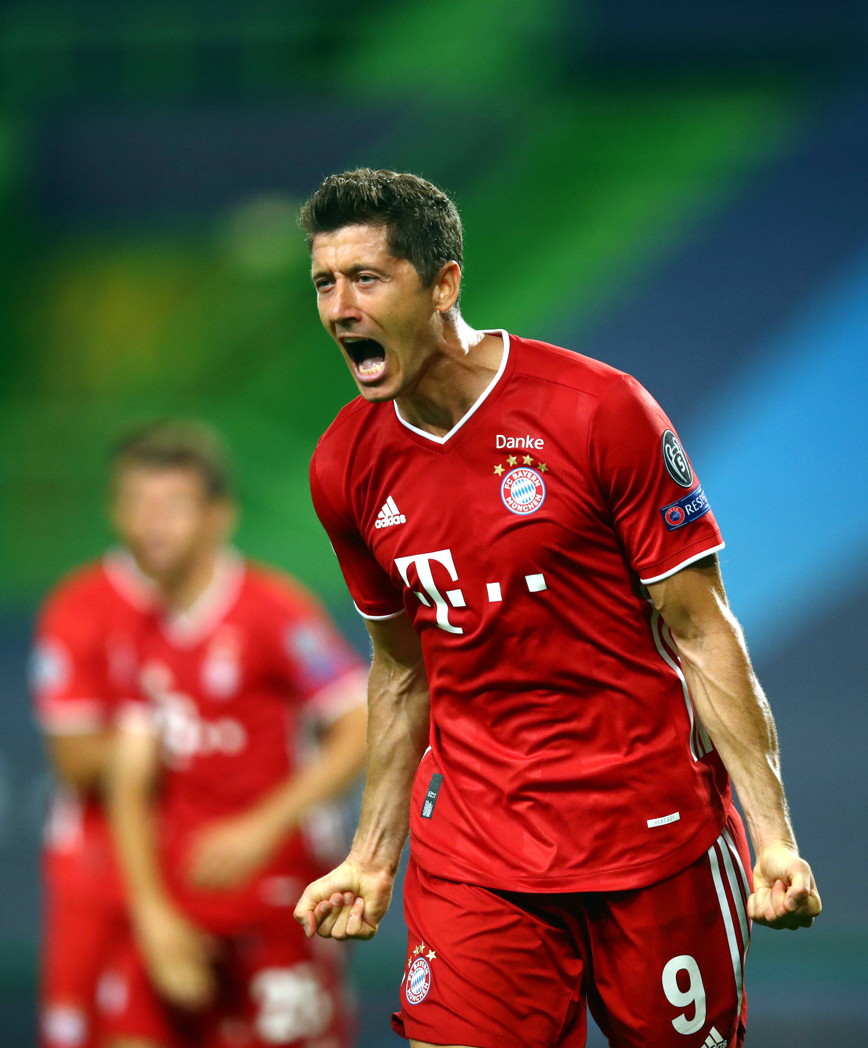 你的鸡块正在狂奔！小鸡快跑IP影改游戏新史低！