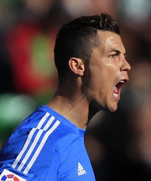 欧联杯多场比赛战罢